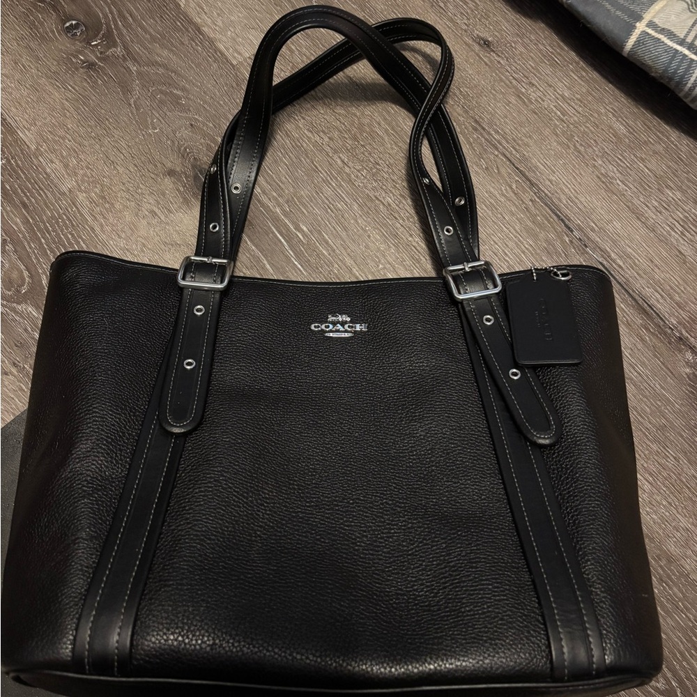 Coach Black Leather Shoulder Bag